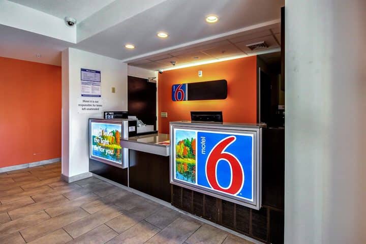 Hotel Interior 6 of 34